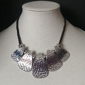 Retired Lia Sophia Lure Me In Statement Bib Necklace Hammered Silver Black Cord
